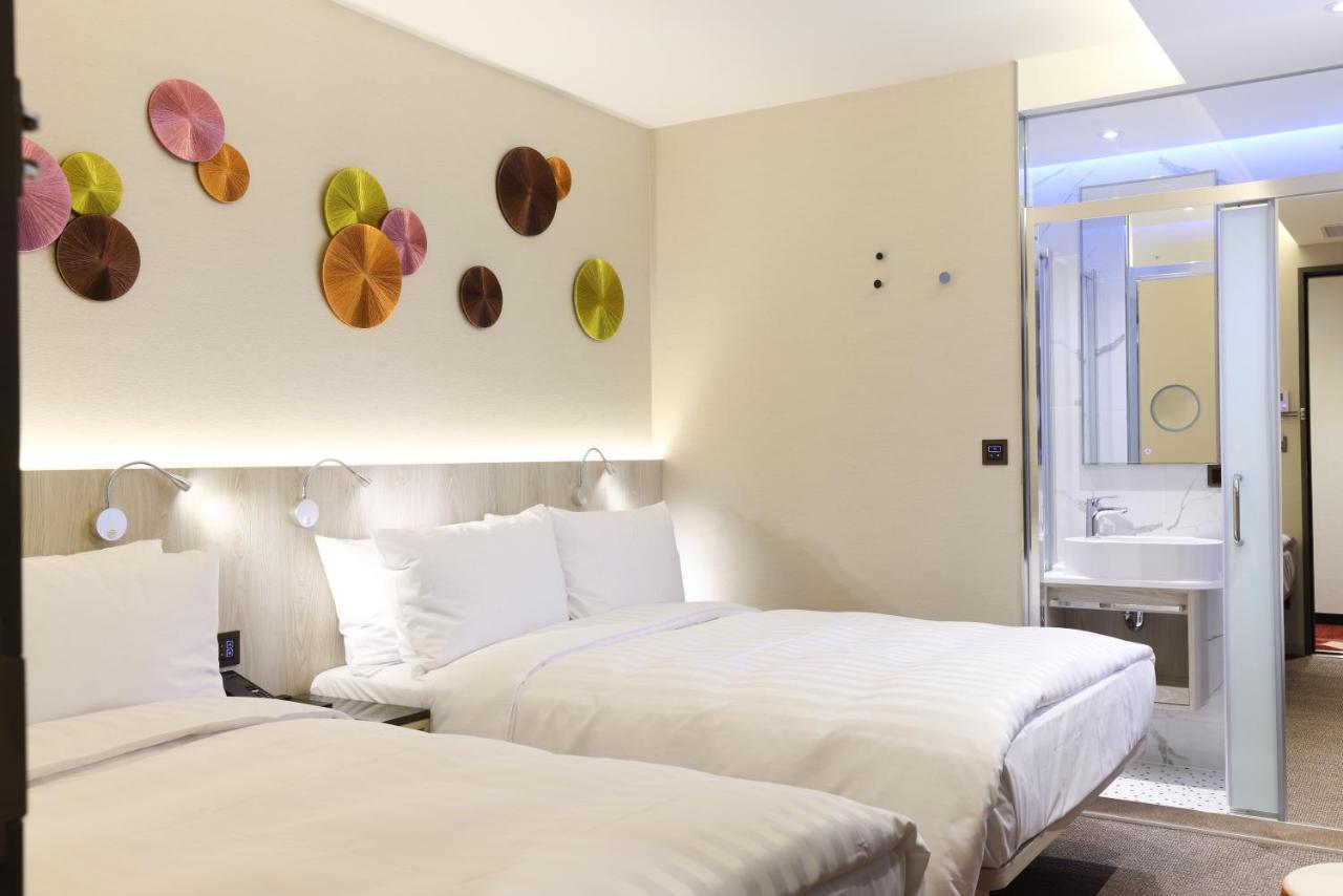 Royal Jade Boutique Hotel Taipei Exterior photo