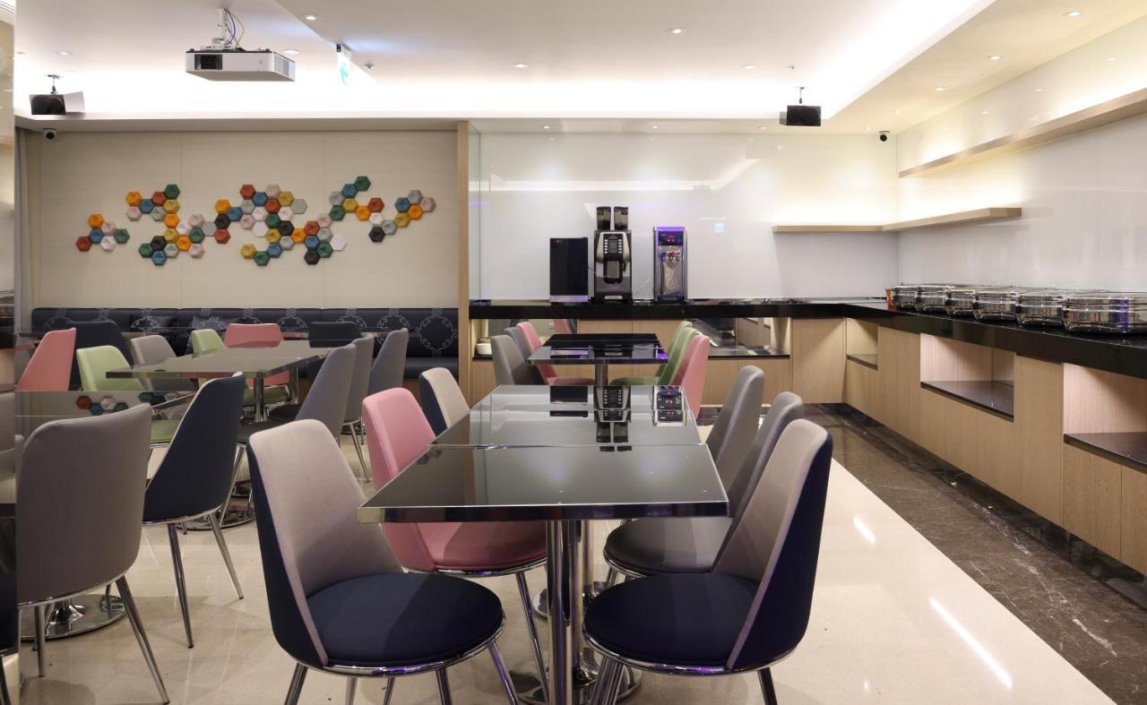 Royal Jade Boutique Hotel Taipei Exterior photo